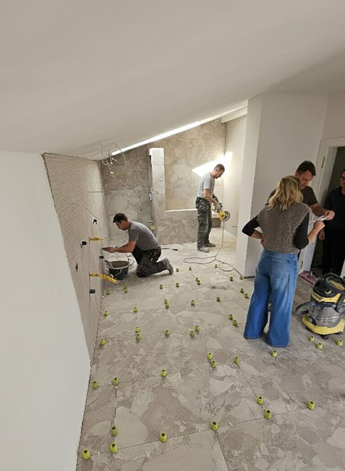 Baddesign Tirol Handwerkerinnen